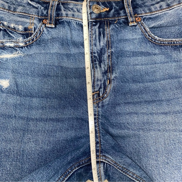 American Eagle Strigid High Waisted Mom Jeans Raw Hem Women’s Size 4 - Picture 10 of 16